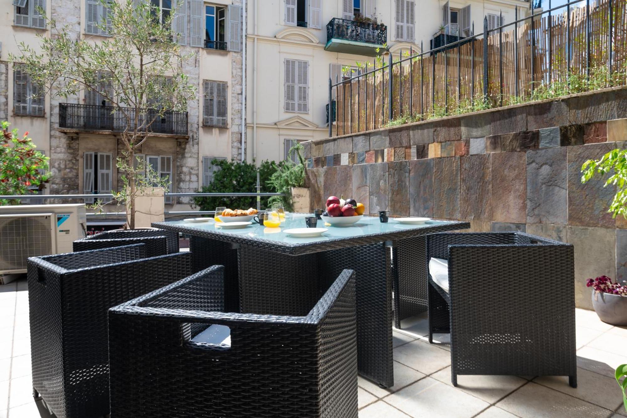 "Le Zen" By Enjoynice, Central Spacious Apartment With Airco, Beach At 10 Min Екстериор снимка